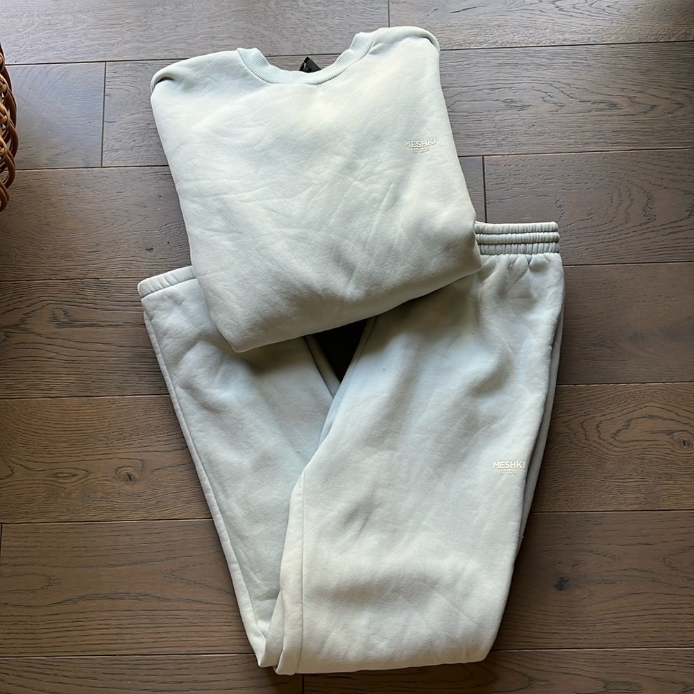 Meshki sweatsuit set